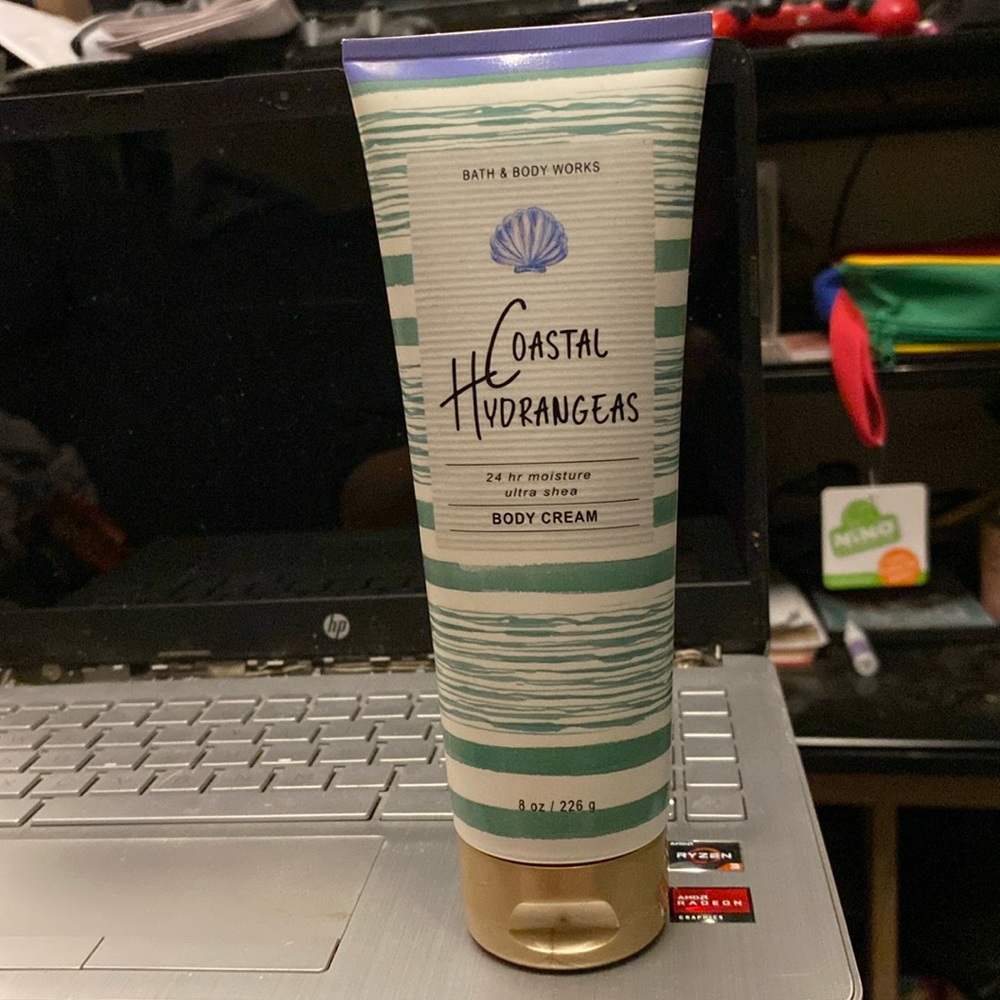 Costal hydrangeas body cream